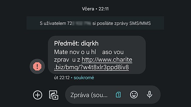 Českem se šíří malware Flubot. Obsah sdělení podvodných SMS lákajících ke stažení hlasové zprávy, link však odkazuje na podvodnou aplikaci.