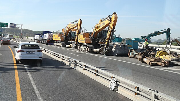 V Praze začala rekonstrukce Barrandovského mostu. (16. května 2022)