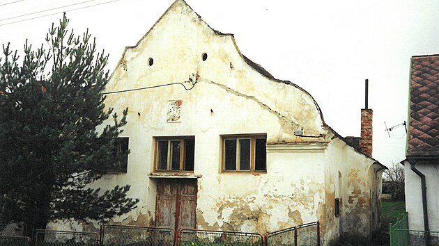 Cel desetilet slouila jako tlocvina a vlastnil ji Sokol Moravsk Budjovice.