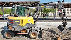 Rekonstrukce centrální autobusové zastávky Trnice v Karlových Varech. (9....