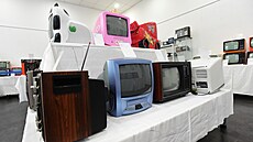 Výstava historických penosných televizor v Informaním centru Litovel ze...