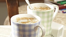 Hork� b�l� �okol�da