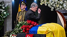 Bývalý ukrajinský prezident Petro Poro�enko na poh�bu prvního ukrajinského...