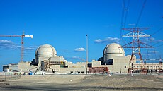 Jaderná elektrárna Barakah postavená jihokorejskou společností KHNP na břehu...
