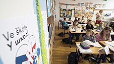 V �esku je víc ne� 100 tisíc ukrajinských d�tí. Kolem 54 tisíc jsou d�ti �kolou...