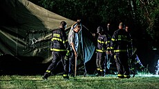 Ministr vnitra Vít Raku�an