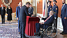 Prezident Zeman jmenoval novým guvernérem ČNB Aleše Michla