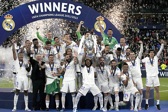 Vítězem Ligy mistrů v ročníku 2021/2022 se stali fotbalisté Realu Madrid. Pohár...