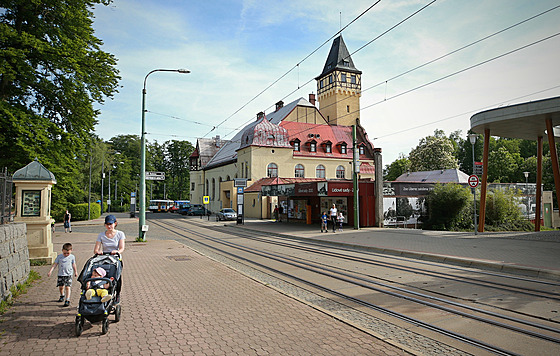 Liberecká zoo pevzala 120 let starý objekt v roce 2011. Od té doby zde...