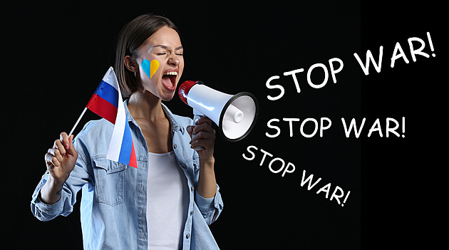 Ne válce! vykřikla studentka. Musela se omluvit a podpořit Putina