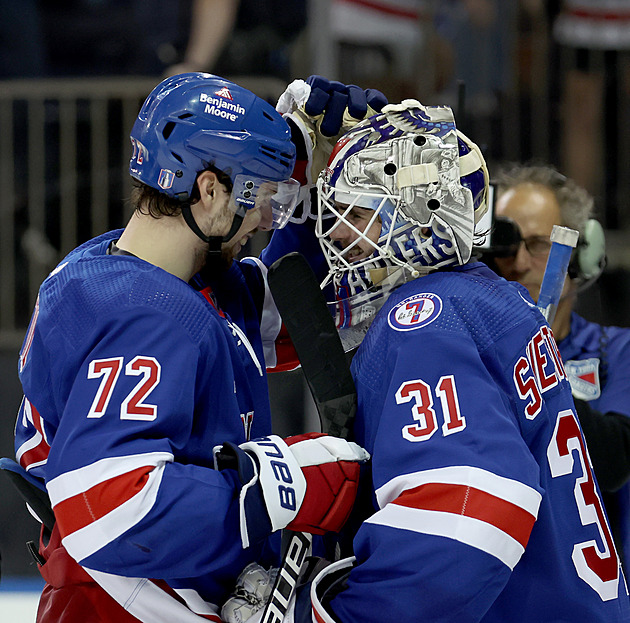 Chytil byl hvězdou zápasu, dvěma góly udržel Rangers ve hře o postup