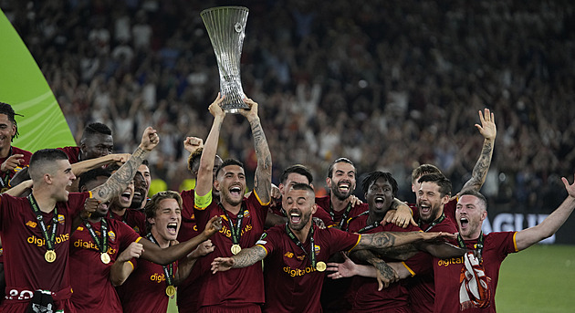 Premiérový triumf pro AS Řím. Ve finále Konferenční ligy zdolal Feyenoord