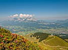 Kitzbühelské Alpy slibují návtvníkm dokonalé turistické menu.