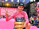 Vítz Giro d´Italia, Australan Jai Hindley.