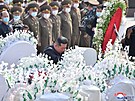 Severokorejský vdce Kim ong-un pohbívá marála, který hrál dleitou roli...