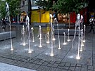 Praha m� novou font�nu. Trysk� na V�clavsk�m n�m�st�