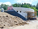 Stavba novho objektu pamtnku Plotina (kvten 2022)