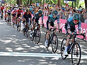 Momentka ze závodu 14. etapy Giro d'Italia 2022.