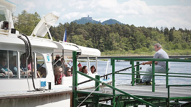 Mchovo jezero oficiln zahjilo turistickou sezonu. (21. kvtna 2022)