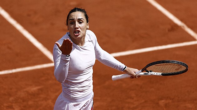 Italka Martina Trevisanov bhem osmifinle Roland Garros.