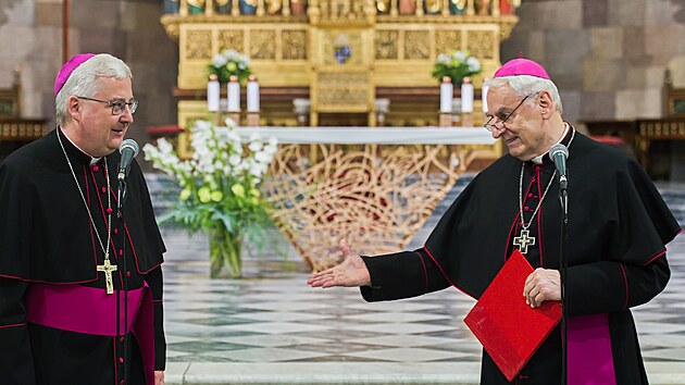 Dosavadn pomocn biskup Pavel Konzbul nahrad brnnskho biskupa Vojtcha Cikrleho.