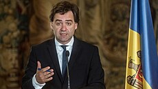 Moldavský ministr zahrani�ních v�cí Nicu Popescu na tiskové konferenci po...