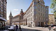 Přes 100 let starý Cukrovarnický palác na Senovážném náměstí v Praze prošel...
