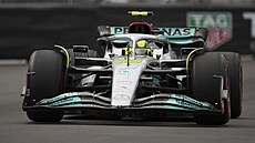 Lewis Hamilton v Mercedesu bhem kvalifikace Velké ceny Monaka.