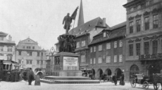 V Praze stál Radeckého pomník na Malostranském námstí.