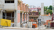 Stavba nových bytových dom ve Zlín