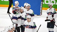 Smutní amerití hokejisté po prohraném zápasu o bronz