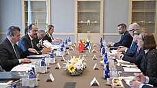 Setkání turecké a finské delegace ohledn vstupu Finska do NATO, kterému Ankara...