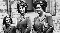 Princezna Margaret, princezna Al�b�ta (pozd�j�í královna Al�b�ta II.) a...