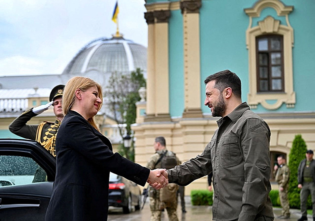 Ukrajina hrdinně brání Evropu před Ruskem, řekla Čaputová. Přijal ji Zelenskyj
