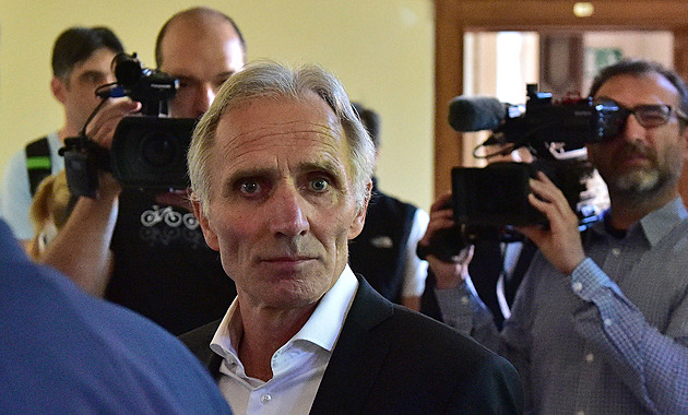 Zakázky šly domluvené firmě, v kauze Stoka II dostal trest poslední obžalovaný
