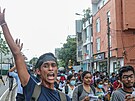 Srílantí studenti medicíny protestují proti ekonomické krizi, která jejich...