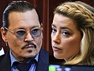 Johnny Depp a Amber Heardová u soudu (Fairfax, 27. kvtna 2022)