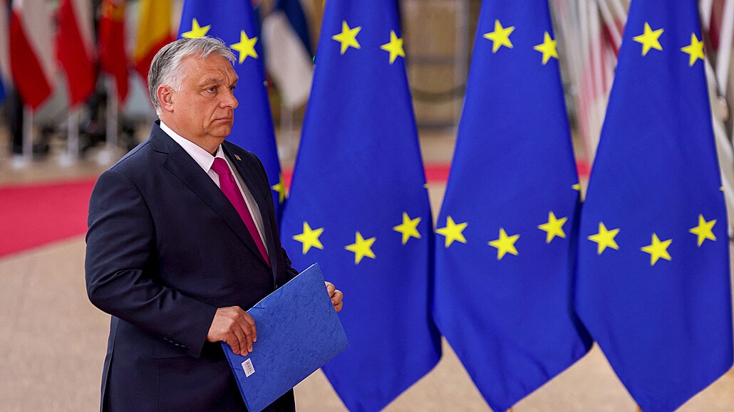 Maarský premiér Viktor Orbán (30. kvtna 2022)