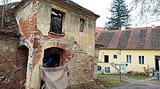 Protivínská radnice prodala domy v podzám�í novému vlastníkovi zámku, jím� je...