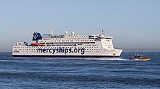 Global Mercy je největší civilní nemocniční loď na světě. (26. února 2022)