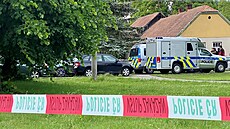 Policejní zásah na Ji�ínsku kv�li dvojnásobnému pokusu vra�dy (29.5.2022)
