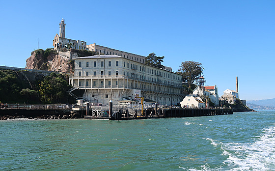 Vznice na ostrov Alcatraz byla svého asu nejvtí elezobetonovou budovou na...