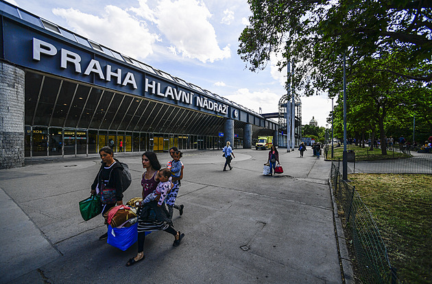 Hřib nesouhlasí s prohlášením nádražní haly památkou, chce podat trestní oznámení