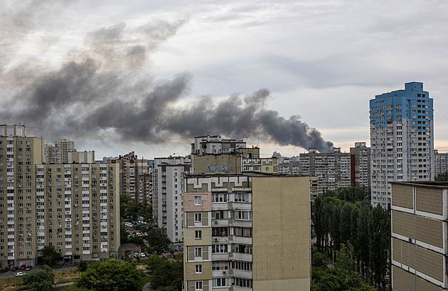 Rusové se chlubí zničením tanků. Byla to jen opravna vagonů, oponuje Kyjev