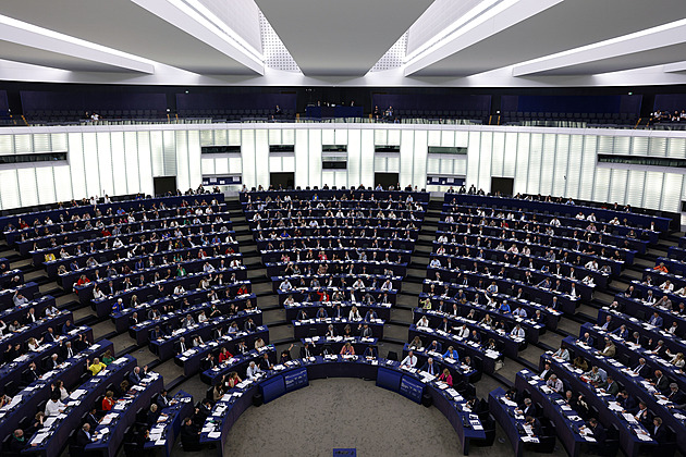 Evropský parlament nechce, aby Maďarsko předsedalo EU. Vyzval k rychlému řešení