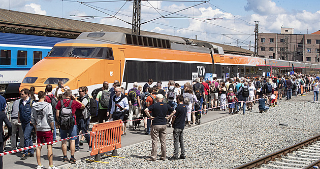 Rychlovlak TGV v Brně vidělo přes 10 tisíc lidí, o víkendu opustí Česko