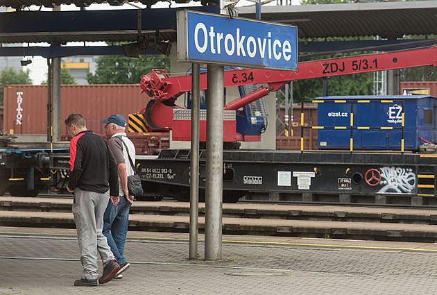 železniční stanice Otrokovice (červen 2022)