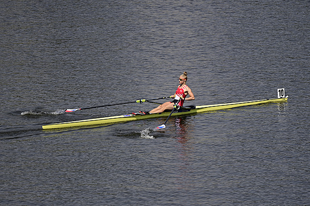 Flamíková s Novotníkovou postoupily do veslařského finále SP v Lucernu