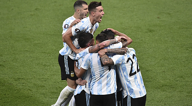 Fotbalisté Argentiny porazili ve Finalissimu Itálii, Messi má 40. trofej