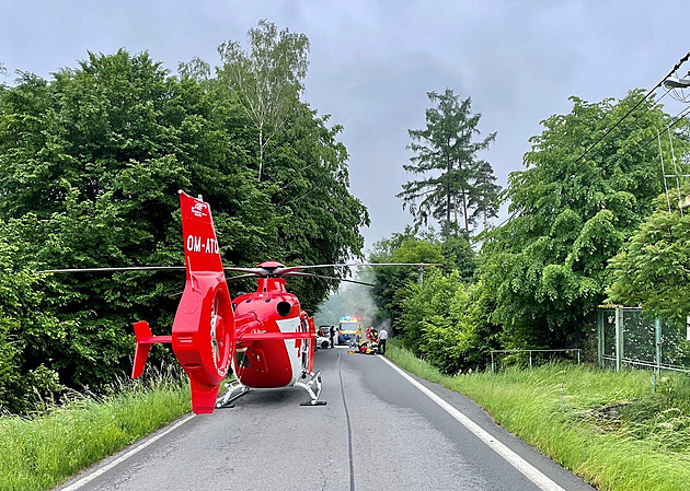 Záchranáři bojovali o život motorkářů. Sérii nehod hlásí za necelých 24 hodin